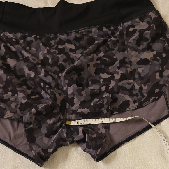 Athleta Women's Camo Athletic Shorts in Black and Gray - Picture 11 of 12